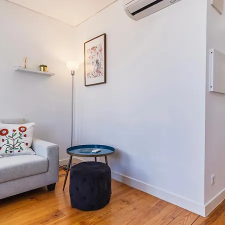 Apartamento Bright 1br Flat In Bairro Alto By Lovelystay Lisboa