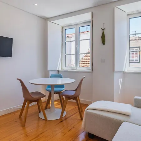 Bright 1br Flat In Bairro Alto By Lovelystay Apartamento Lisboa