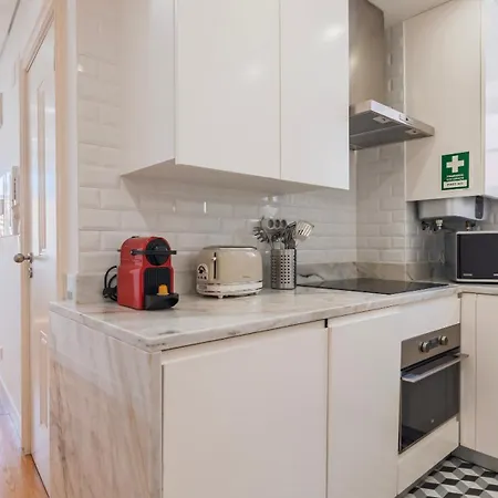 Bright 1br Flat In Bairro Alto By Lovelystay Apartamento *