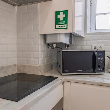 Bright 1br Flat In Bairro Alto By Lovelystay *